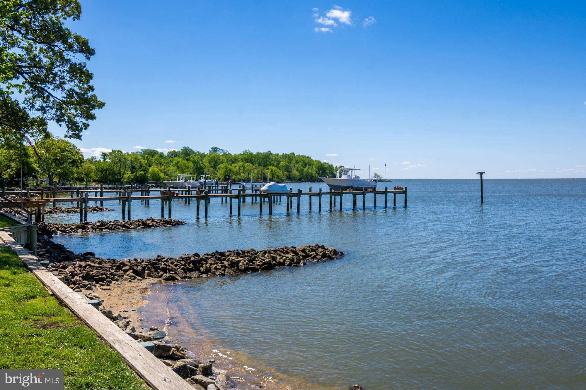 3744 Thomas Point Road Annapolis, MD 21403 - Photo 25 of 45 Panoramic Views of South River