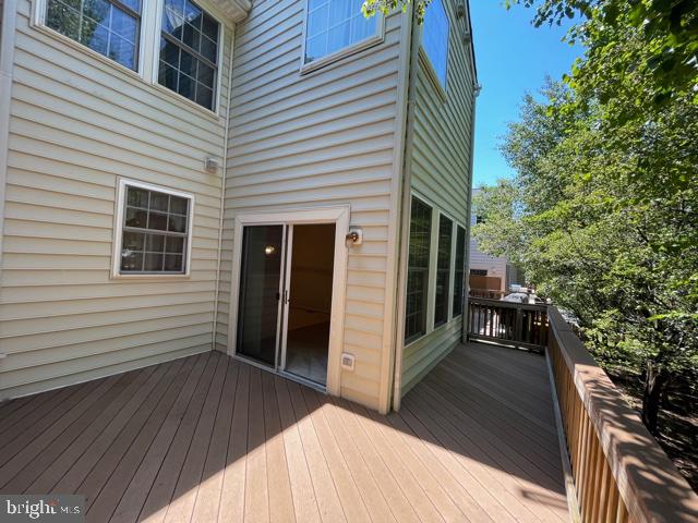 8730 Phipps Farm Way Manassas, VA 20109 - Photo 46 of 52