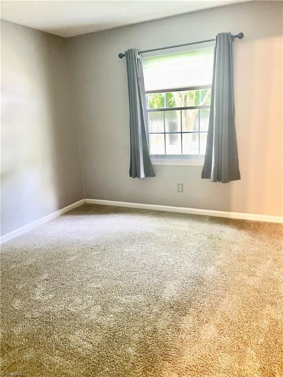 5611 Hornaday Road, Unit L Greensboro, NC 27409 - Photo 6 of 11 Gallery Image 6
