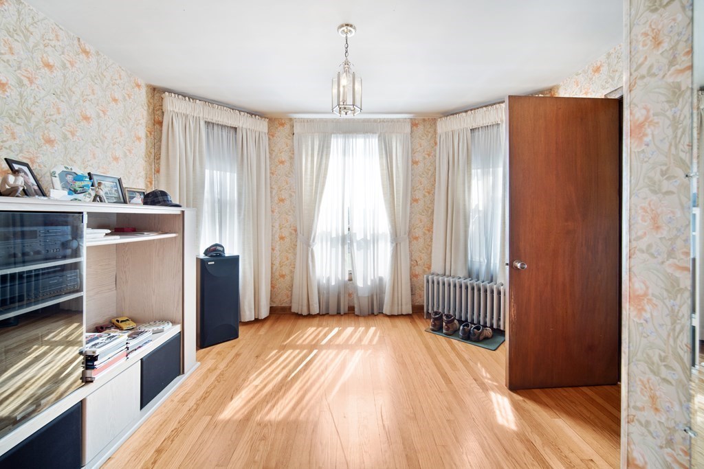 64-66 Cleveland Street Springfield, MA 01104 - Photo 16 of 25 Gallery Image 16
