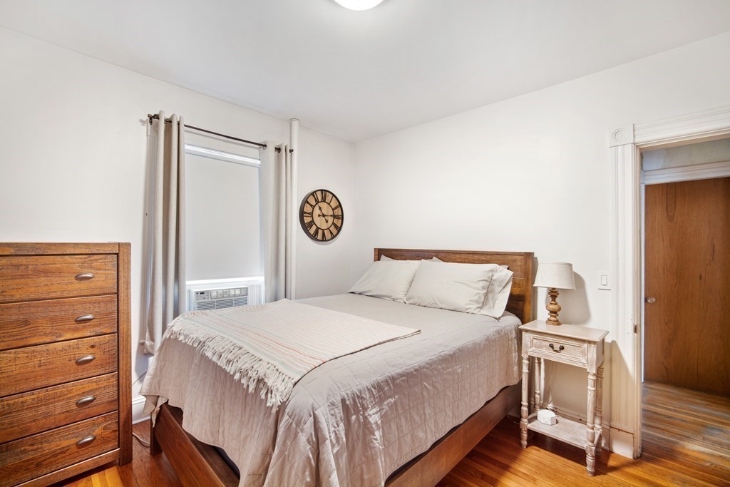 64-66 Cleveland Street Springfield, MA 01104 - Photo 10 of 25 Gallery Image 10