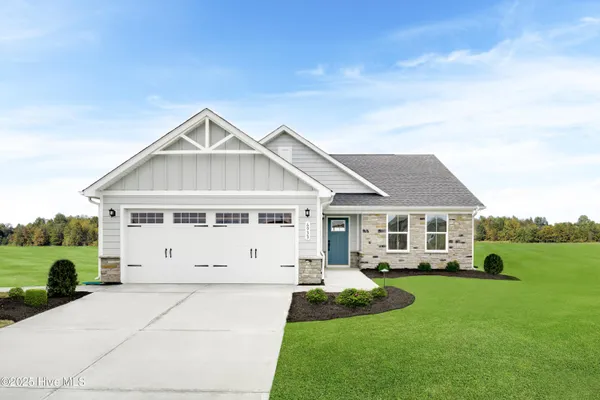 $324,990 | 4273 Farmfield Drive, Navassa, NC 28451