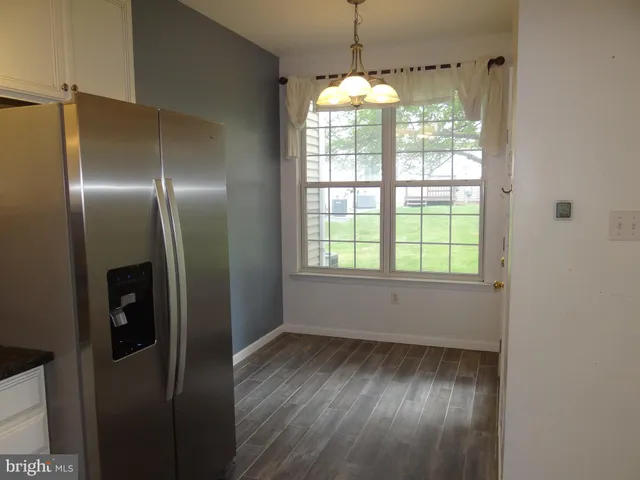 $2,250 | 107 Country Lane, Morgantown, PA 19543