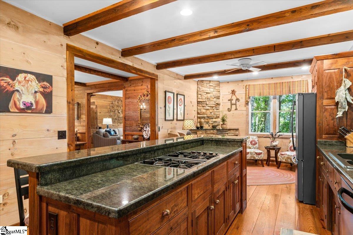 160 Duffs Mountain Road Marietta, SC 29661 - Photo 16 of 35