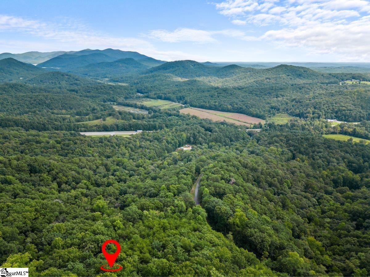 160 Duffs Mountain Road Marietta, SC 29661 - Photo 3 of 35