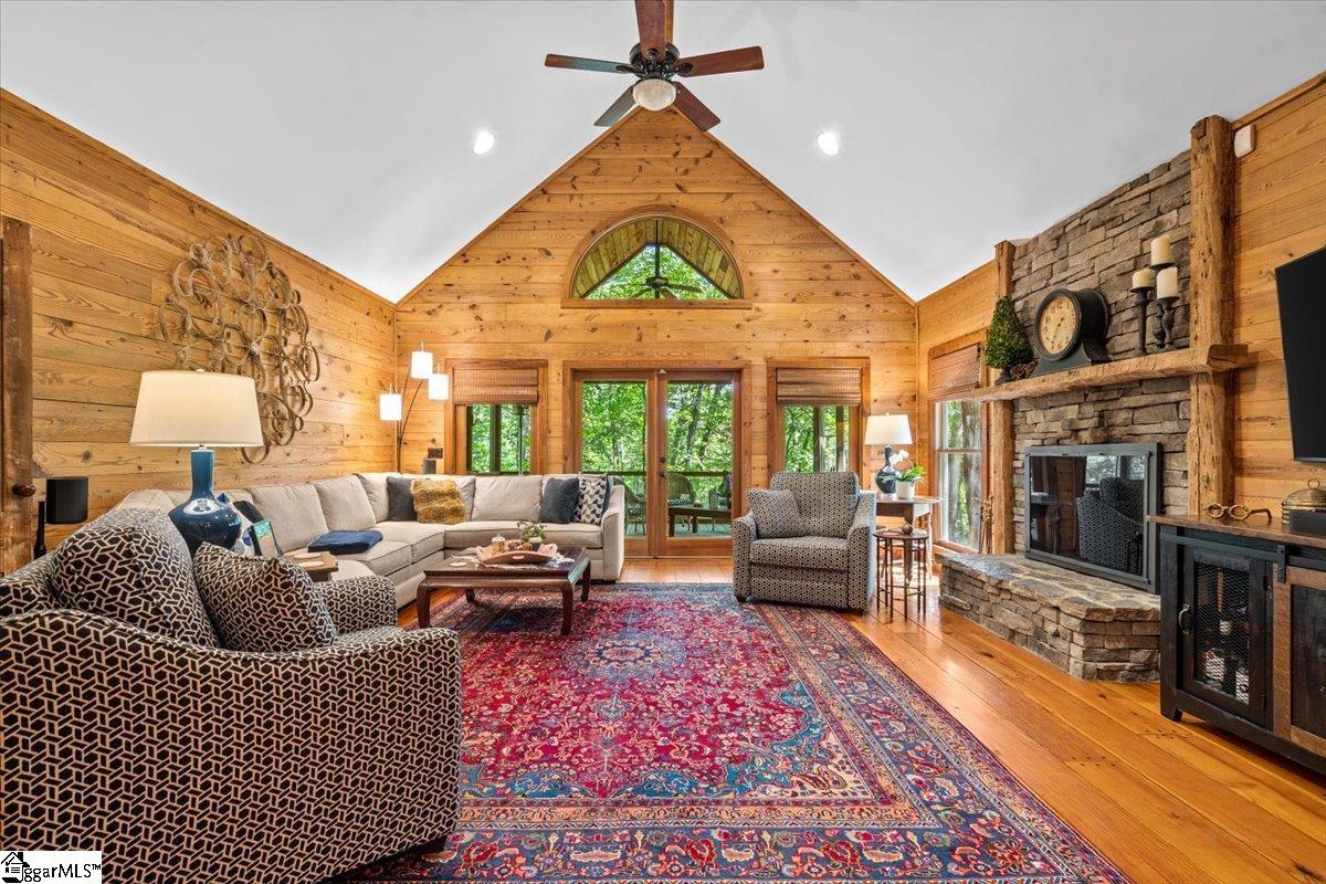 160 Duffs Mountain Road Marietta, SC 29661 - Photo 8 of 35