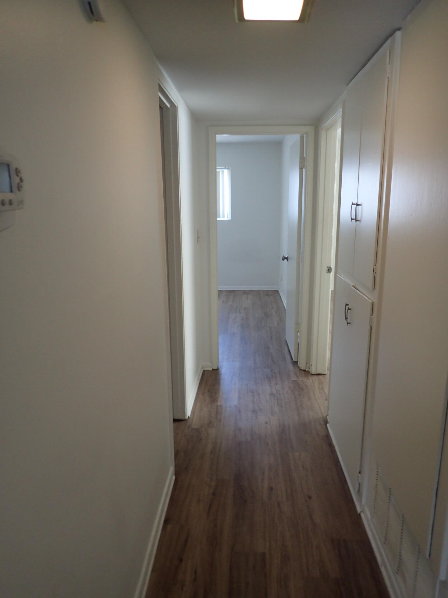 6585 Picasso Road, Unit 1 Goleta, CA 93117 - Photo 5 of 9 Hallway