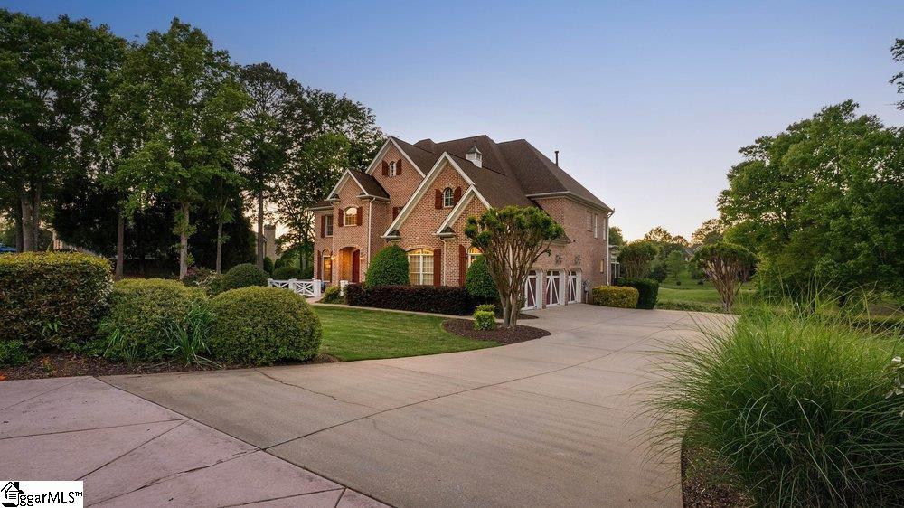 394 Crepe Myrtle Drive Greer, SC 29651 - Photo 4 of 49