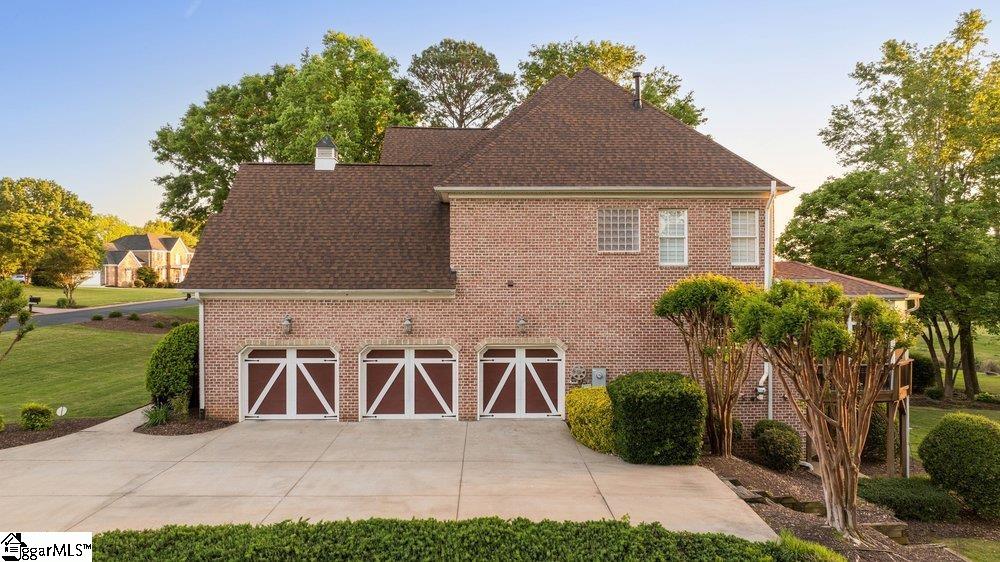 394 Crepe Myrtle Drive Greer, SC 29651 - Photo 7 of 49