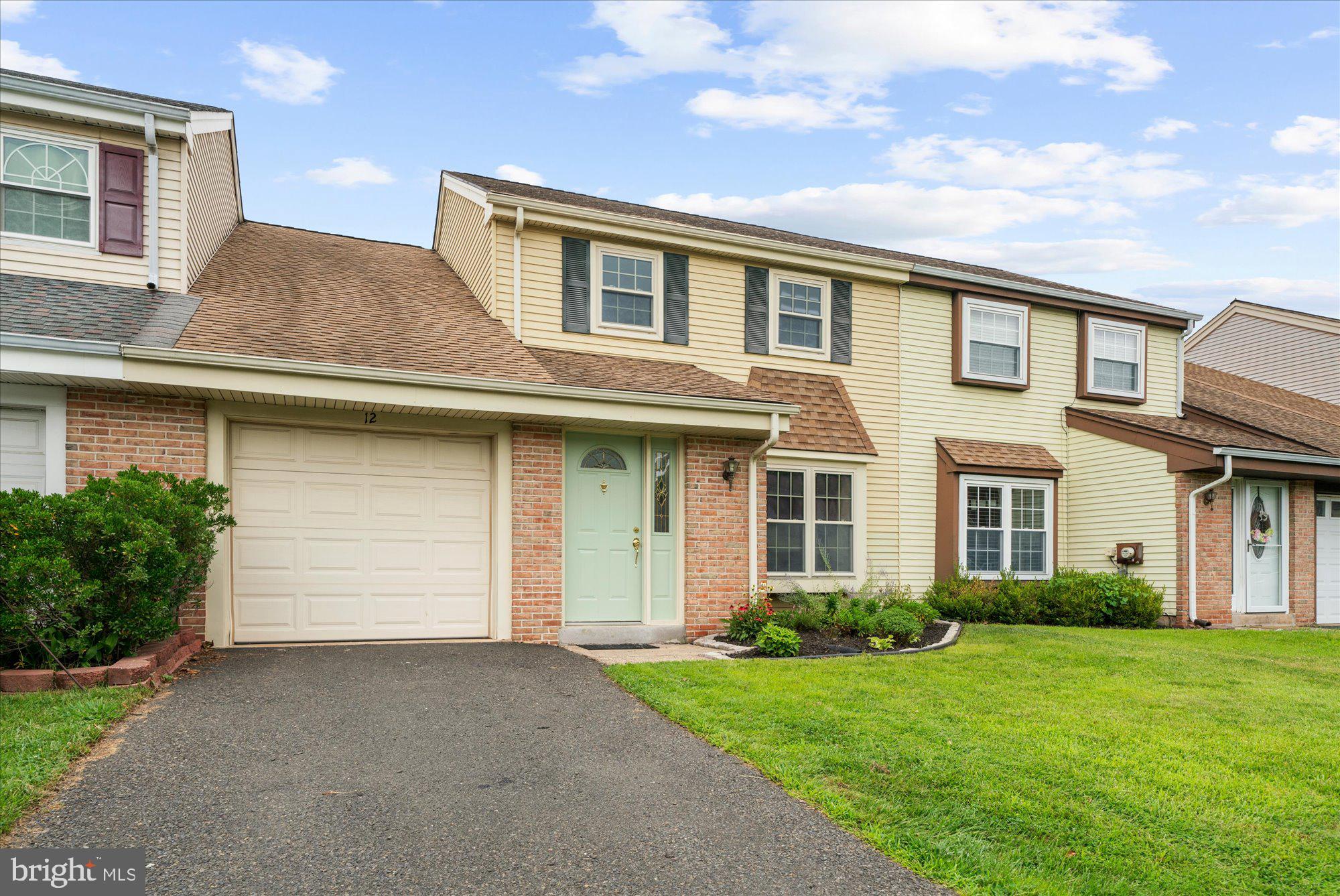 12 Forrester Road Horsham, PA 19044 - Photo 1 of 35