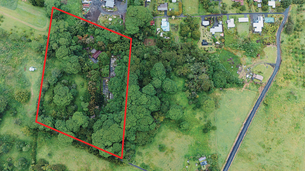 17-856-a Ola'a Road Kurtistown, HI 96760 - Photo 8 of 20 a view of a yard from a balcony