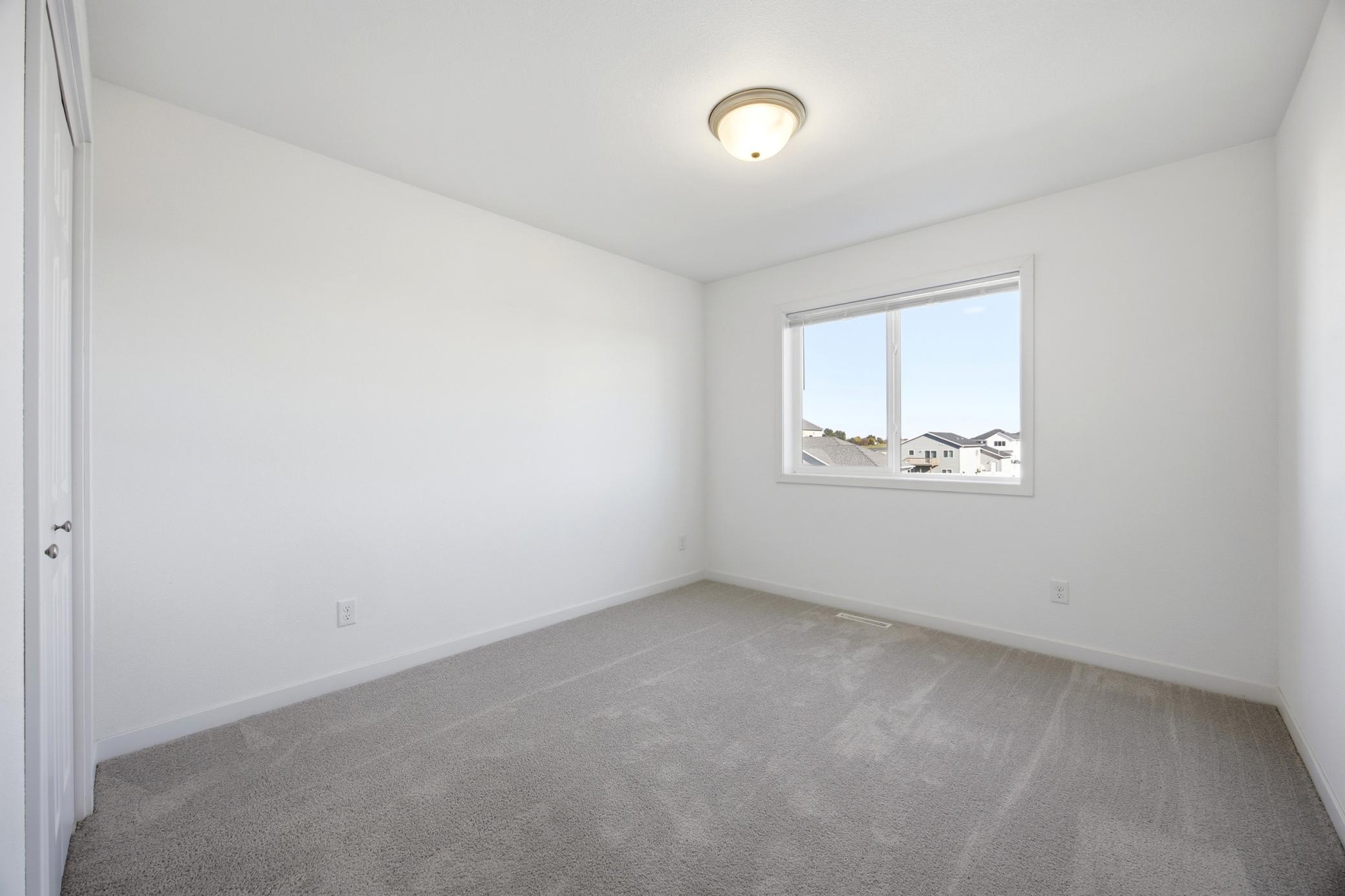 3615 17th Street South Moorhead, MN 56560 - Photo 18 of 26