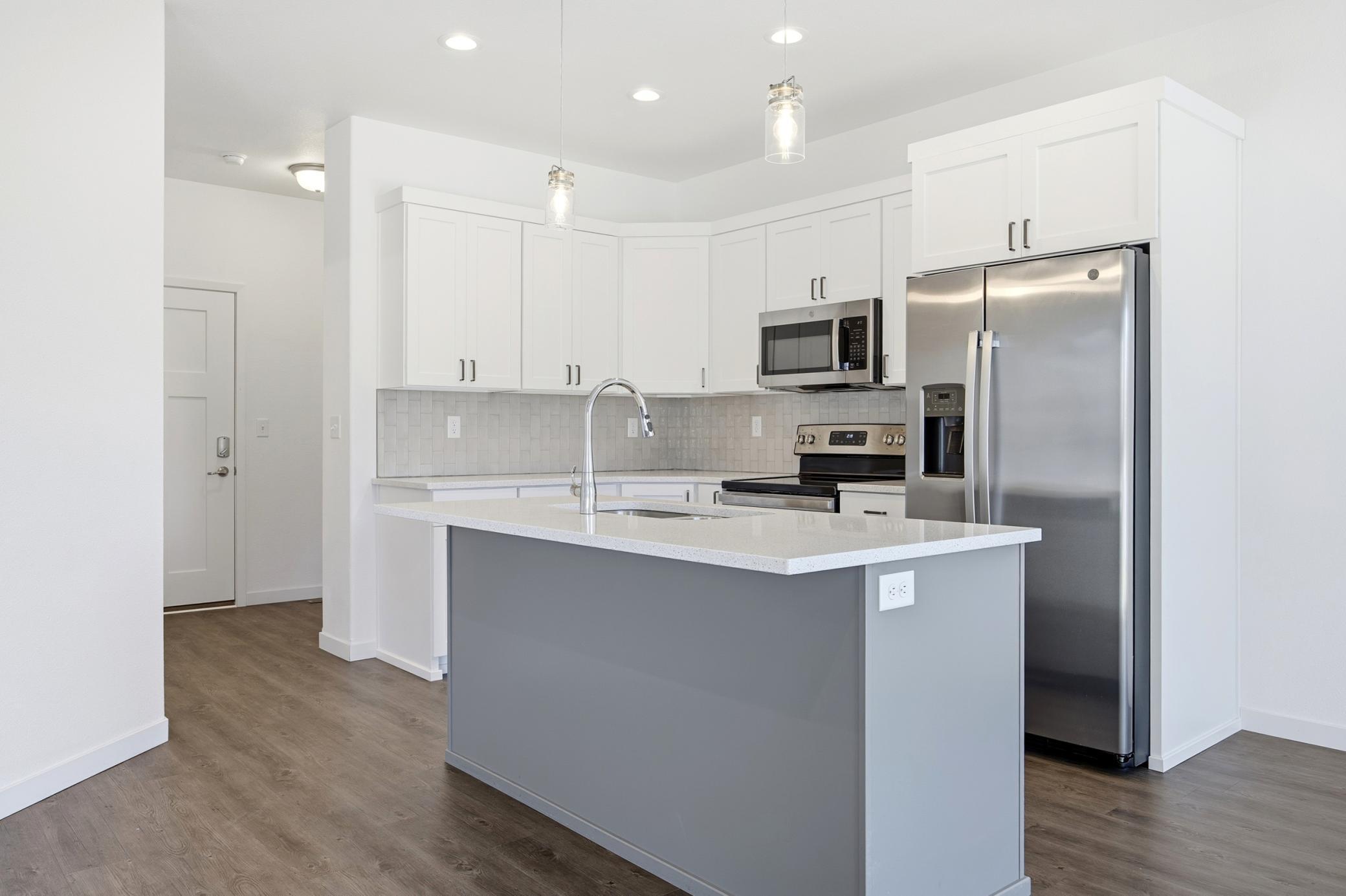 3615 17th Street South Moorhead, MN 56560 - Photo 3 of 26