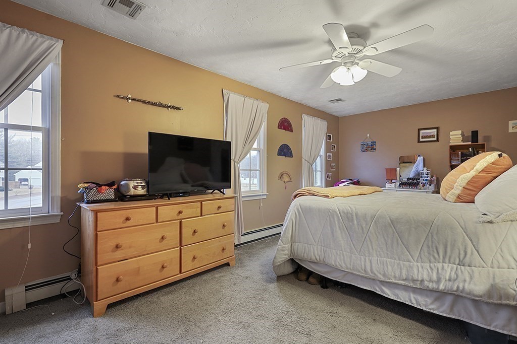 42 Deer Run Road Bellingham, MA 02019 - Photo 21 of 31 Gallery Image 21