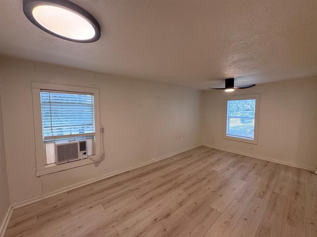 331 Frosty Hollow Road Denison, TX 75021 - Photo 18 of 40 Gallery Image 18