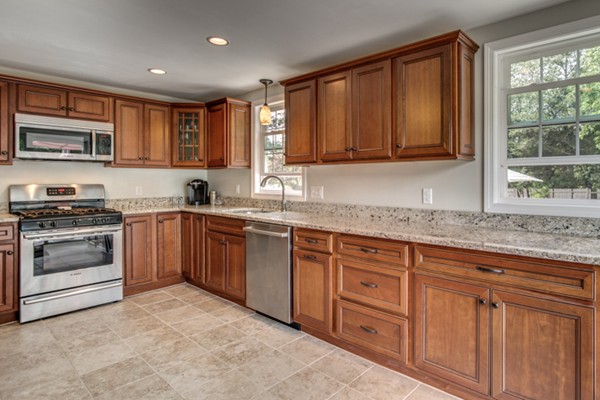 75 Hamilton Road Wrentham, MA 02093 - Photo 12 of 30