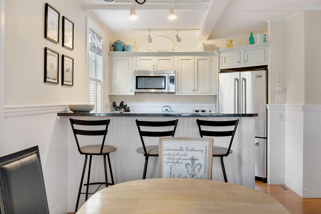 25 Shore Road, Unit A Ogunquit, ME 03907 - Photo 16 of 41