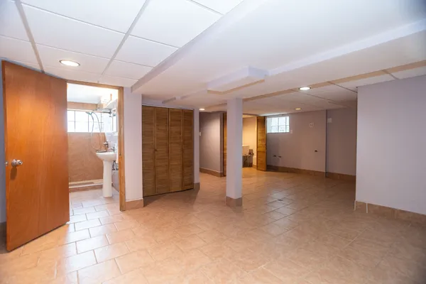 $330,000 | 4741 South Kildare Avenue, Chicago, IL 60632