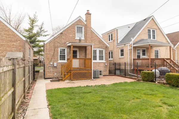 $330,000 | 4741 South Kildare Avenue, Chicago, IL 60632