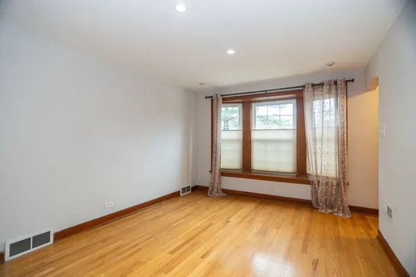$330,000 | 4741 South Kildare Avenue, Chicago, IL 60632