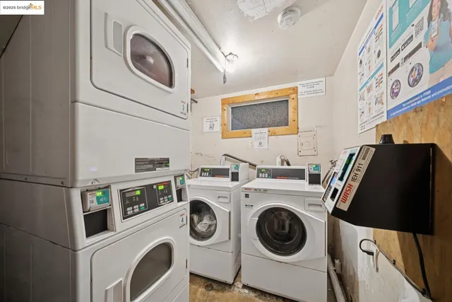 $549,000 | 1425 Lakeside Drive, Unit 201, Oakland, CA 94612