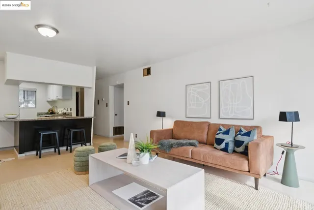 $549,000 | 1425 Lakeside Drive, Unit 201, Oakland, CA 94612