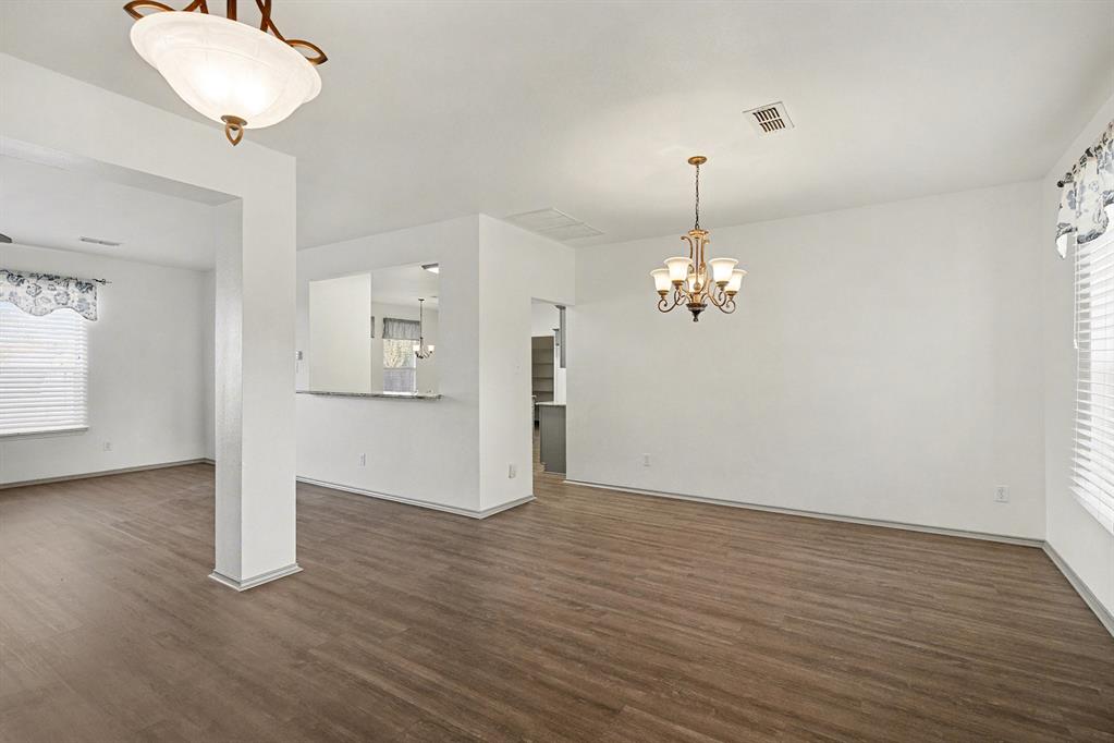 415 Hidden Ridge Drive Burleson, TX 76028 - Photo 6 of 38