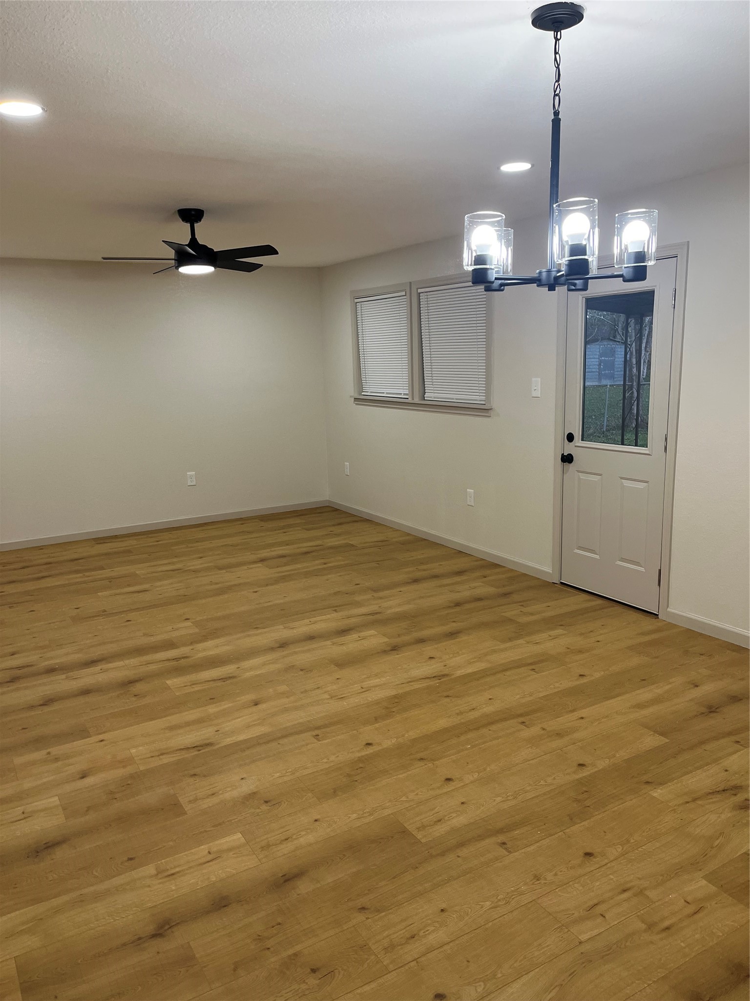 902 Alice Street Sweeny, TX 77480 - Photo 8 of 21
