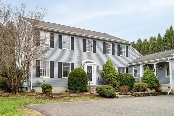 $2,056,000 | 8 Farm Road, Lexington, MA 02420