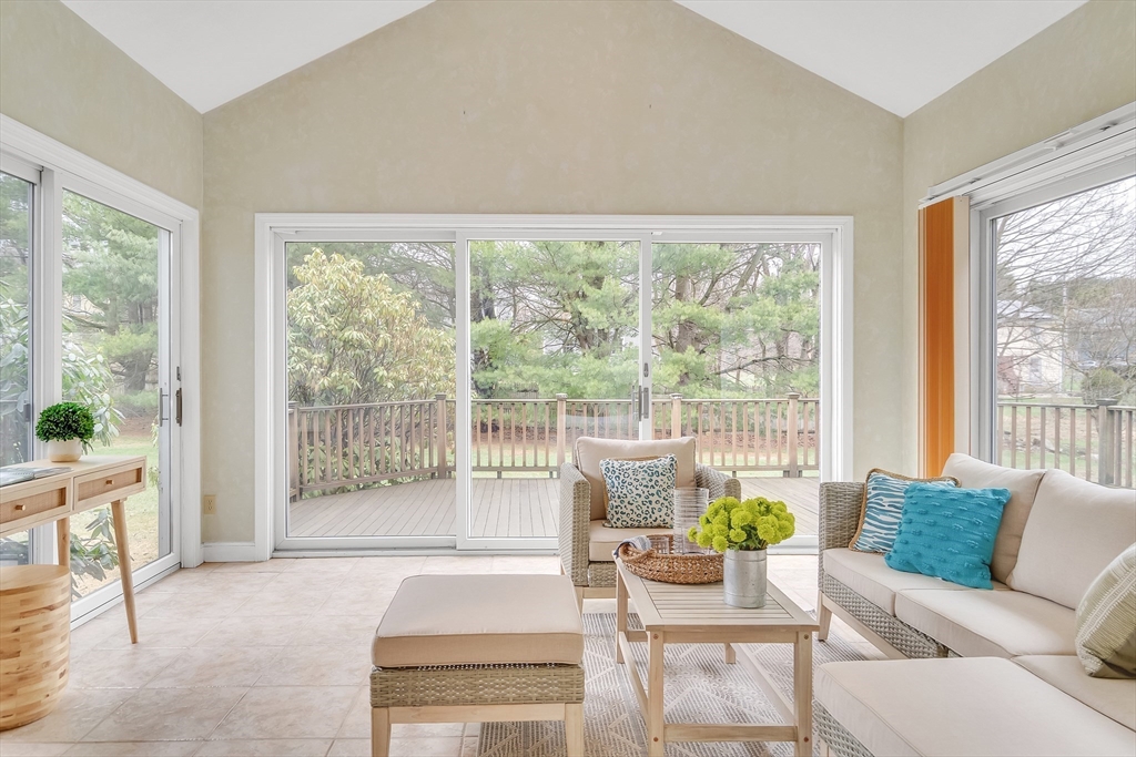 8 Farm Road Lexington, MA 02420 - Photo 21 of 42