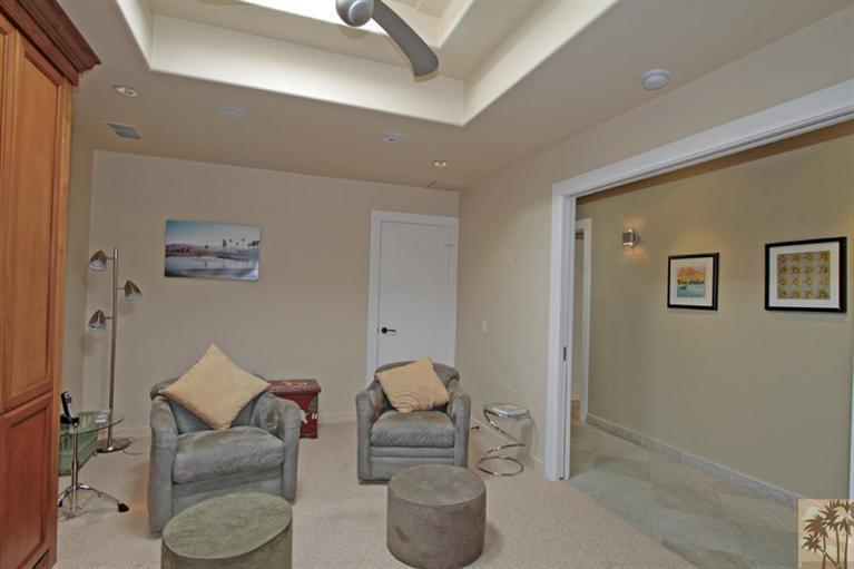 320 Red River Road Palm Desert, CA 92211 - Photo 22 of 31 a hallway with furniture and a couch
