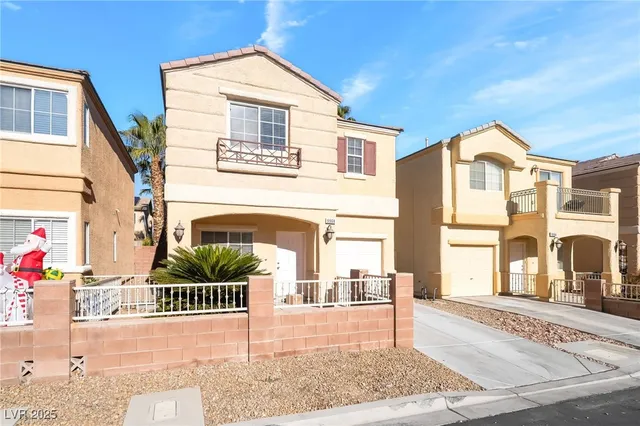 $350,000 | 9968 Erie Stream Way, Las Vegas, NV 89148