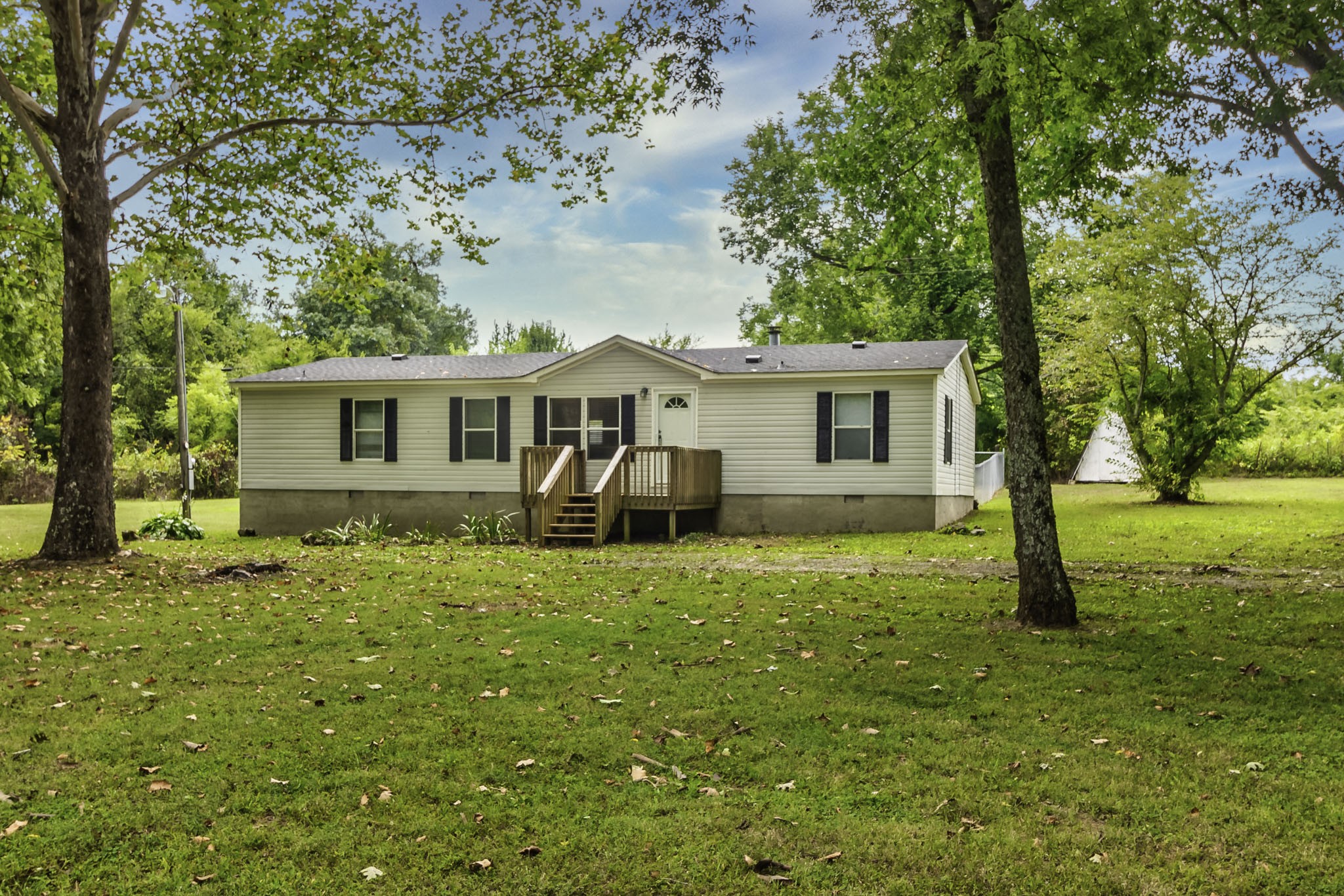 2583 Double Branch Road Columbia, TN 38401 - Photo 2 of 17 a view of a house with a yard