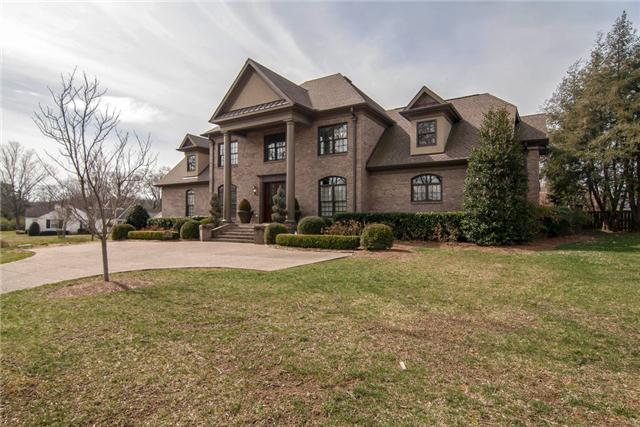 131 Page Road Nashville, TN 37205 - Photo 1 of 18