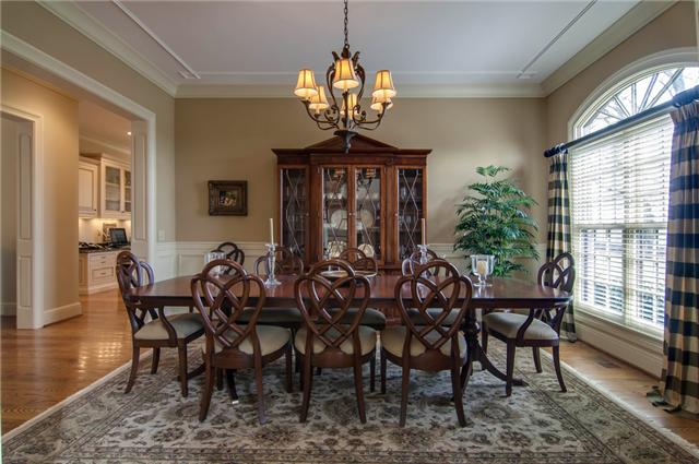 131 Page Road Nashville, TN 37205 - Photo 6 of 18