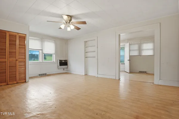 $199,000 | 1053 The Lake Road, Clintwood, VA 24228