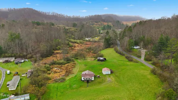$199,000 | 1053 The Lake Road, Clintwood, VA 24228