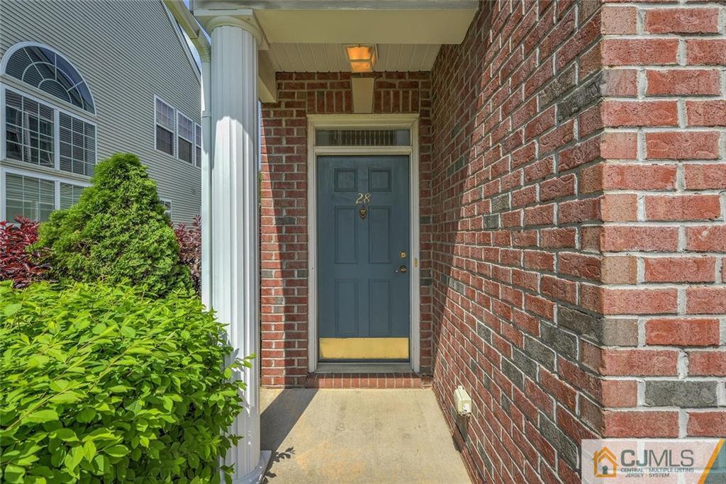 28 Pebble Creek Road Dayton, NJ 08810 - Photo 2 of 24 Gallery Image 2