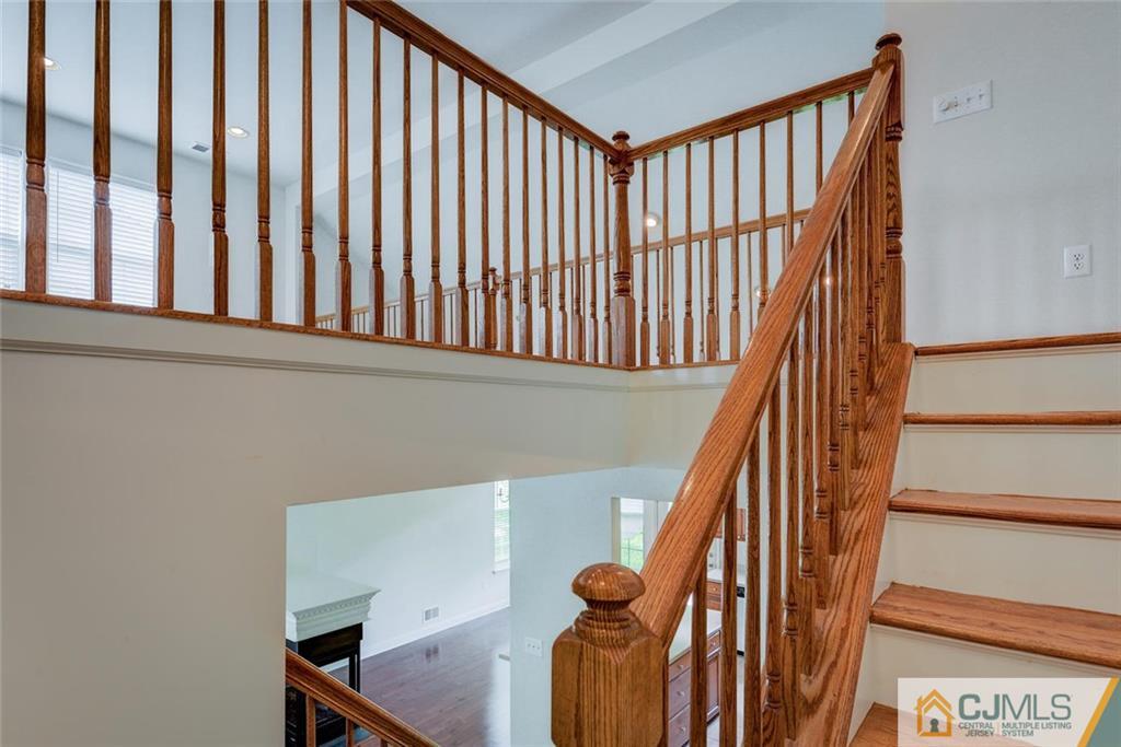 28 Pebble Creek Road Dayton, NJ 08810 - Photo 14 of 24 Gallery Image 14