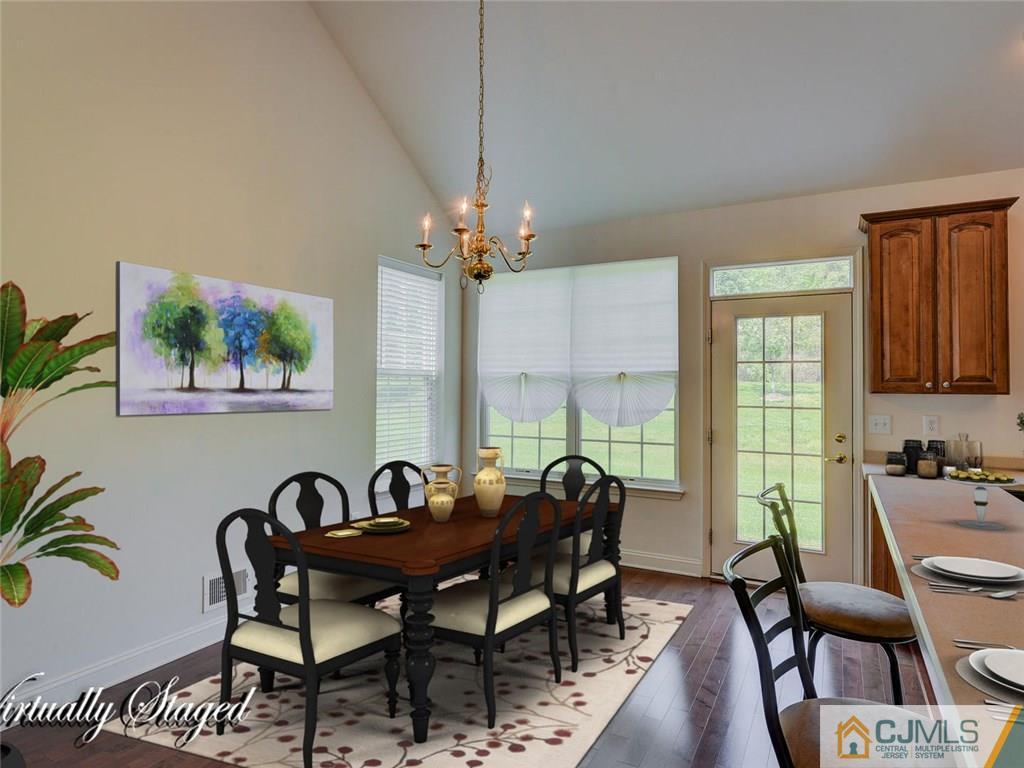 28 Pebble Creek Road Dayton, NJ 08810 - Photo 7 of 24 Gallery Image 7