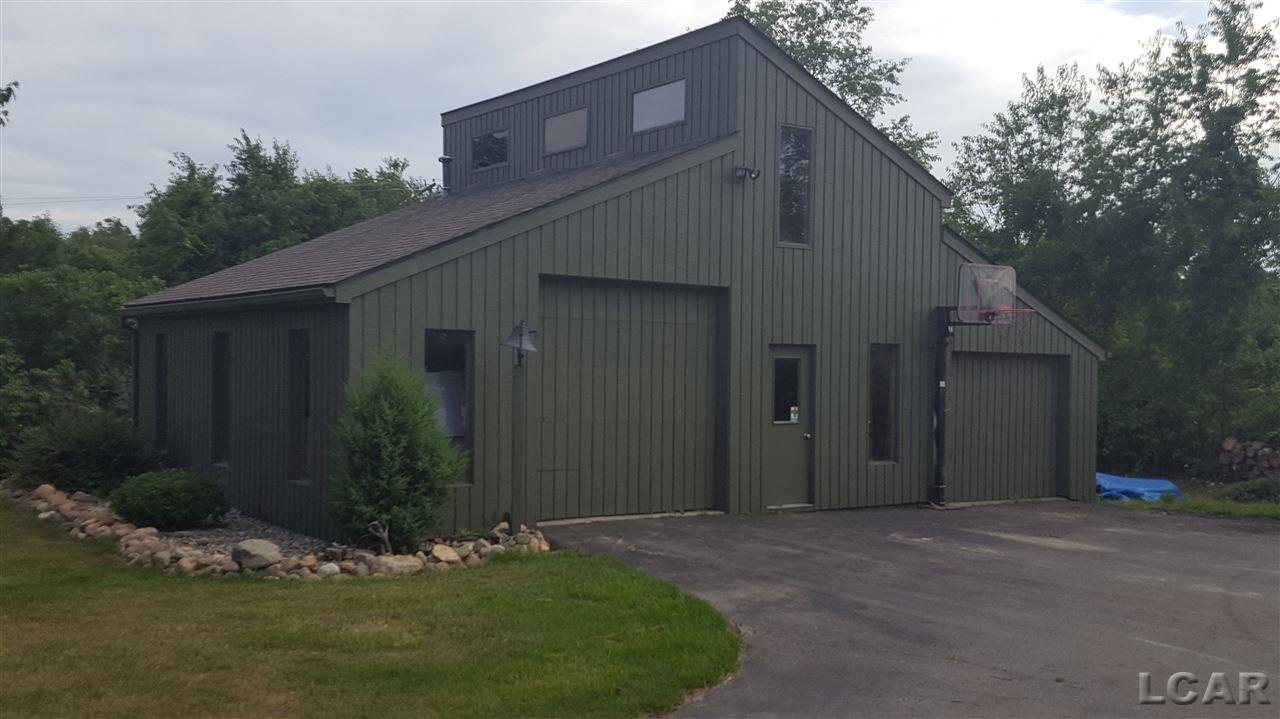 6975 Hack Road Saline, MI 48176 - Photo 4 of 36 31298523-3.JPG