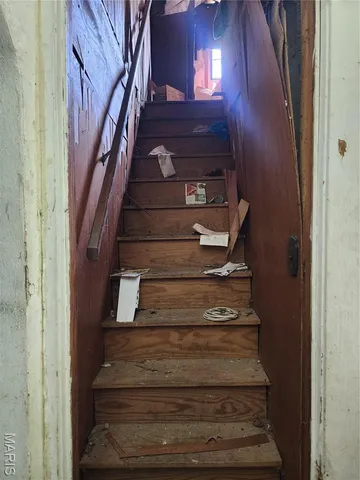 $9,900 | 1112 North 10th Street, Poplar Bluff, MO 63901