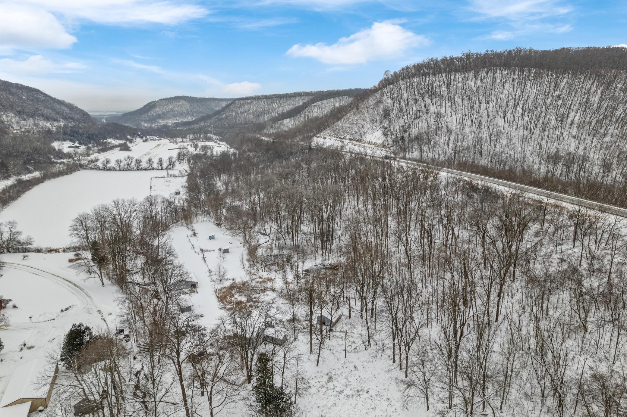 43513 Runaway Road Dakota, MN 55925 - Photo 8 of 15