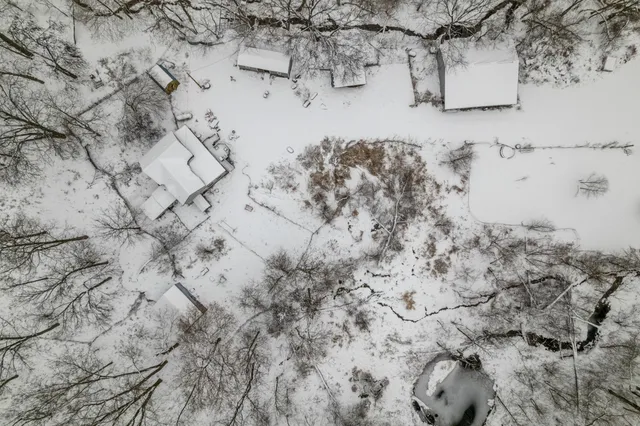 $230,000 | 43513 Runaway Road, Dakota, MN 55925