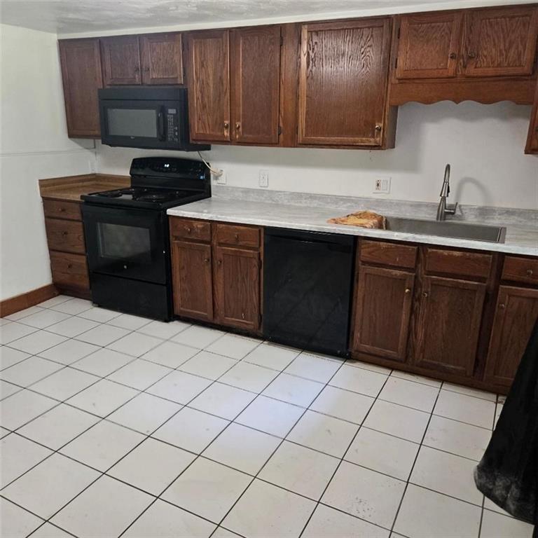 3015 Hartman Street Pittsburgh, PA 15212 - Photo 4 of 6