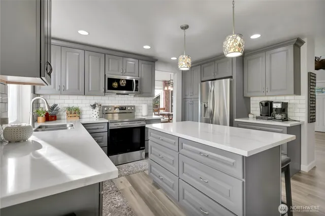 $849,990 | 7413 166th Avenue East, Sumner, WA 98390