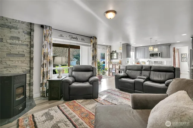 $849,990 | 7413 166th Avenue East, Sumner, WA 98390