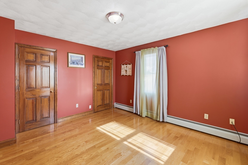 54 Edgemont Road Braintree, MA 02184 - Photo 27 of 40