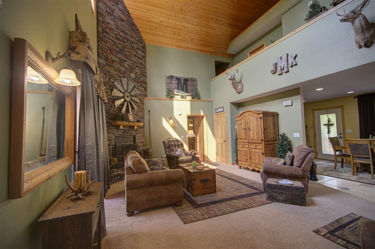 4628 South East County Line Road Shepherd, MI 48883 - Photo 8 of 43 1879260-7.JPG