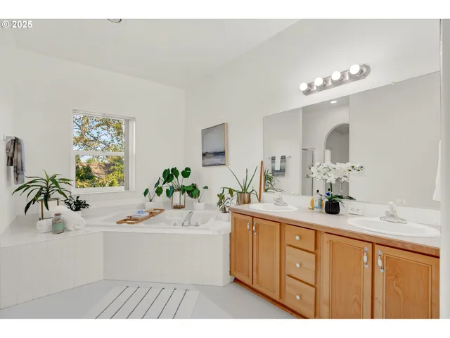 $444,898 | 13634 Southeast 149th Terrace, Happy Valley, OR 97015